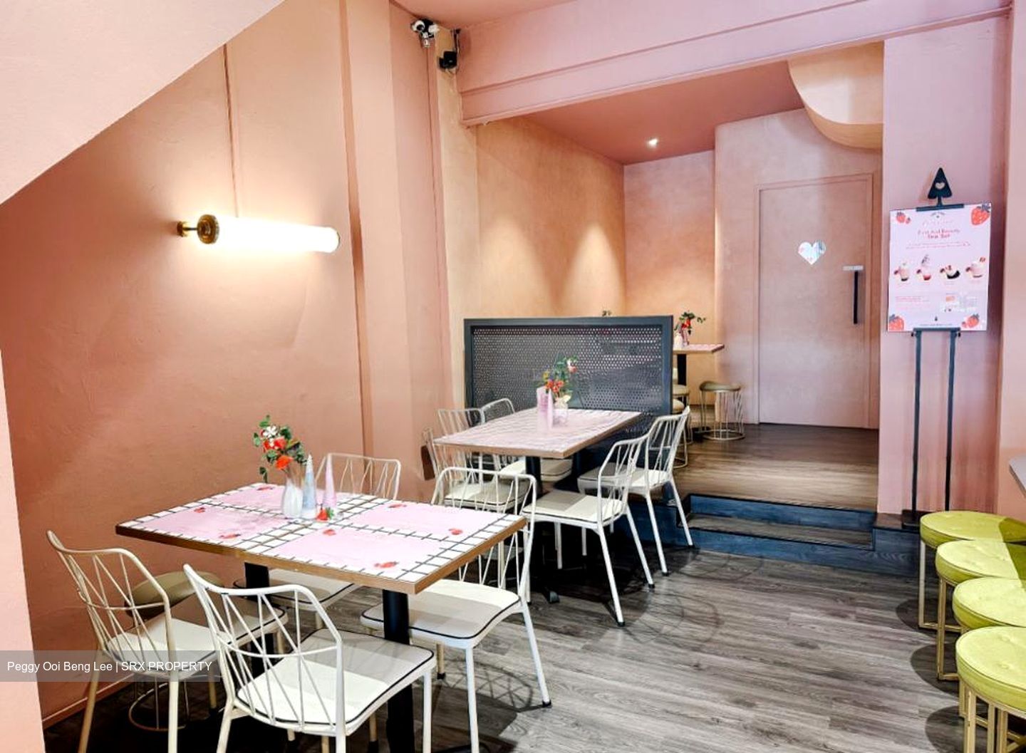Sago Street (D1), Retail #522562831